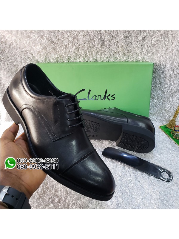 cap toe lace up shoes